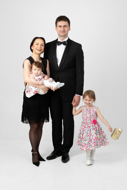 Ģimenes fotosesija - ideāla iespēja veidot atmiņas kopā ar vismīļākajiem.